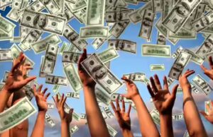 L’espatriato indiano diventa milionario dall’oggi al domani: porta a casa un premio di 1 milione di dollari dopo la grande vincita all’estrazione del Dubai Responsibility Free