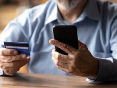 Come possono verificarsi frodi con carte di debito senza utilizzare la carta