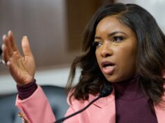 Il tizzone di estrema sinistra evita le domande sull’assunzione di guardie del corpo con precedenti penali