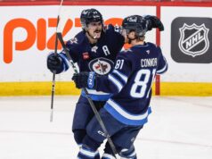 Scheifele guida la battaglia mentre i Jets abbattono i Golden Knights