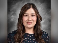 Personale scolastico del Colorado accusato di aver abusato sessualmente di una studentessa di 13 anni, ora in fuga