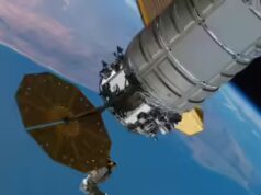 Gli astronauti della NASA utilizzano l’intelligenza artificiale e la realtà aumentata per la salute e le passeggiate spaziali durante la spedizione ISS 74