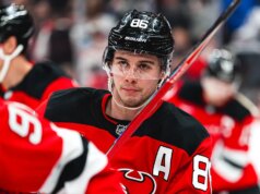 Jack Hughes chiarisce le osservazioni sul disco della medaglia d’oro olimpica dopo che la Corridor of Fame ha detto che rimarrà fermo