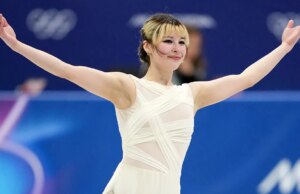 La medaglia d’oro olimpica Alysa Liu cube di essere stata “inseguita” verso la sua macchina all’aeroporto