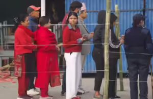 “Basta nepotismo e leccapiedi”: il Nepal vota un anno dopo la violenta protesta della Gen Z; cose fondamentali da sapere