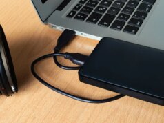 Trasferisci le foto dal tuo telefono a un disco rigido