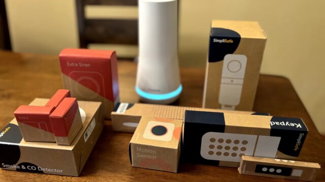 simplisafe-full-kit.jpg