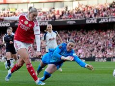 La tripletta di Quickfire Russo elimina gli Spurs mentre l’Arsenal resta nella corsa al titolo WSL