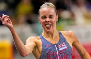 Hodgkinson prende in giro il West Ham mentre sostiene i mondiali allo stadio di Londra