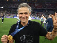 Centro Trasferimenti IN DIRETTA! “Enrique delude il Man Utd firmando un nuovo contratto con il PSG”