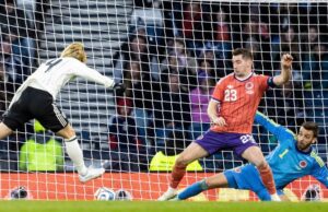 Lo scozzese McGinn perderebbe “felicemente le amichevoli” per qualificarsi advert ogni torneo