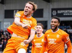 I Rangers battono St Mirren per avvicinarsi a Hearts e Celtic