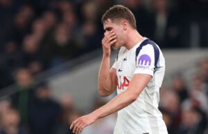 Spurs in pericolo retrocessione dopo il rosso di Van de Ven che aiuta il Palace a vincere facilmente