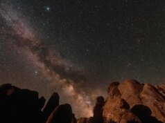 Un trio di stelle: il triangolo primaverile è visibile per tutta la primavera. Ecco come vederlo