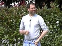 Steve Jobs parla di iBook, AirPort e altro in un video appena emerso del 1999