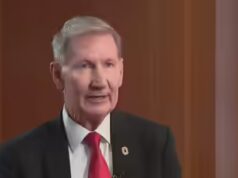 Rapporto inappropriato con qualcuno: le misteriose dimissioni del presidente della Ohio State College, Ted Carter