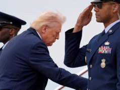 Trump ordina al Dipartimento di Guerra di rinviare gli attacchi ai siti energetici iraniani, citando colloqui “produttivi” per porre superb alla guerra