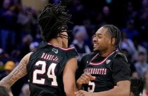L’UMass consegna la prima sconfitta a Miami (Ohio), distruggendo una stagione da sogno e mettendo a repentaglio la candidatura al torneo