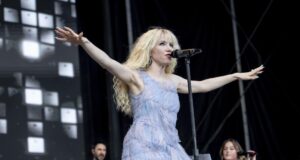 Chiamami mamma! Carly Rae Jepsen ha un bambino con il produttore Cole MGN