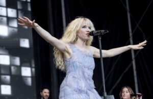 Chiamami mamma! Carly Rae Jepsen ha un bambino con il produttore Cole MGN