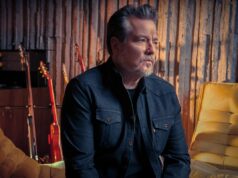 Le stelle della scena rock del deserto brillano al Mojave Expertise