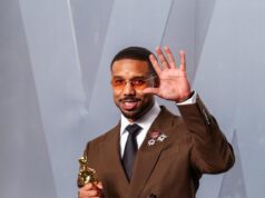 Michael B. Jordan entra e poi esce da un In-N-Out dopo la vittoria degli Oscar per l’attore protagonista