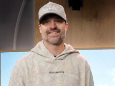 Walker Hayes afferma che i bambini avevano un “posto in prima fila” nelle lotte, incluso il “papà alcolizzato”