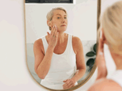 Il vero motivo delle guance cadenti e cosa aiuta e cosa non aiuta, secondo un esperto