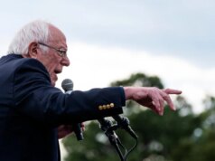Bernie Sanders presenta un disegno di legge per sospendere la costruzione di knowledge middle basati sull’intelligenza artificiale e mette in guardia da “cambiamenti catastrofici”