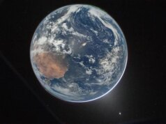 Gli astronauti dell’Artemis II in viaggio sulla Luna si godono una giornata rilassante nello spazio