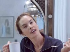 Cosa mangia Alessandra Ambrosio in un giorno per mantenere la sua incredibile figura mentre la veterinaria di Victoria’s Secret compie 45 anni