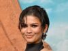 Zendaya offre un raro scorcio del suo tatuaggio con la “t” in omaggio a Tom Holland tra le proceed speculazioni sul matrimonio alla première della terza stagione di Euphoria