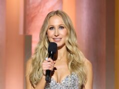 Nikki Glaser ammette che le “piace” quando il suo ragazzo va a letto con altre donne… mentre rivela “feticisti sessuali”