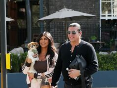 Belle Hassan di Love Island All Stars sembra di buon umore mentre si gode una gita al parco soleggiato con suo padre Tamer dopo la sua “separazione” da Harrison Solomon