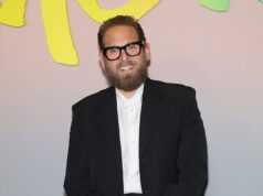Jonah Hill sciocca i fan rivelando di essersi sposato segretamente e di aver dato il benvenuto al secondo figlio con una moglie modello