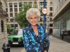 Angela Rippon, 81 anni, cube che il capo della BBC le ha detto di lasciare la televisione all’età di 50 anni “per far posto alle donne più giovani che arrivano dietro di te”