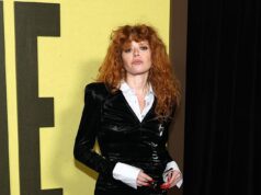 Natasha Lyonne attribuisce la colpa del dramma della rimozione dell’aereo a SLEEPING PILL e rivela di essere stata arrestata dall’ICE