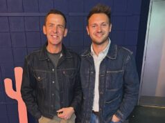 Perché c’è un’aria febbrile di ribellione alla BBC dopo il licenziamento notturno di Scott Mills. Gli addetti ai lavori dicono a KATIE HIND che “non ha senso”. Ma i suoi capi sanno qualcosa che il suo fedele esercito di amici non sa?