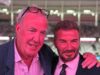 David Beckham sorprende l’improbabile amico Jeremy Clarkson con una sontuosa torta mentre festeggiano insieme il suo 66esimo compleanno a Miami