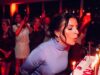 Coleen Rooney mette in mostra la sua spettacolare festa per il 40esimo anniversario, completa di efficiency di Dermot Kennedy, arte su misura di Connor Brothers, splendido cocktail bar e ENORME tendone