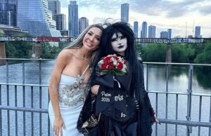 Farrah Abraham di Teen Mother rivela che la figlia Sophia, 17 anni, sta scrivendo un’autobiografia e raddoppia i suoi piani per candidarsi a sindaco di Austin mentre lancia un chatbot AI X-rated