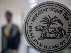 La banca centrale indiana mantiene i tassi ufficiali di riferimento mentre la guerra con l’Iran aumenta i rischi di inflazione