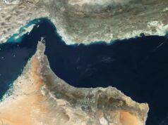 I prezzi del petrolio aumentano mentre Trump avverte l’Iran di aprire lo Stretto di Hormuz entro martedì o affronterà “l’inferno”