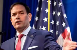 Rubio revoca le carte verdi ai parenti del comandante iraniano ucciso e le consegna all’ICE per la deportazione