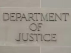 Un uomo del Texas si dichiara colpevole di frode da 37 milioni di dollari nell’aeronautica americana e ha incanalato tangenti al “Padrino” e advert “Al Capone”