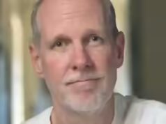 A Tom Dumont è stato diagnosticato un Parkinson advert esordio precoce