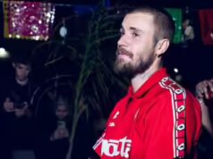 Justin Bieber si esibisce in una efficiency piena di nostalgia al Coachella