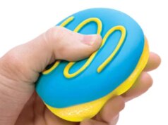 Cos’è il giocattolo virale NeeDoh e perché è esaurito ovunque?