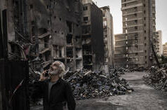 L’Iran dichiara Hormuz “completamente aperta” a tutte le navi commerciali