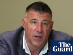 Mike Vrabel dei Patriots cube che cercherà consulenza e salterà parte del draft NFL